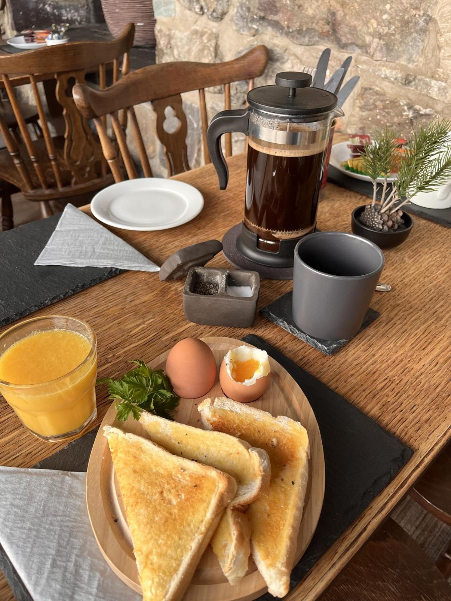 The Lake View Hotel Llanberis Bagian luar foto